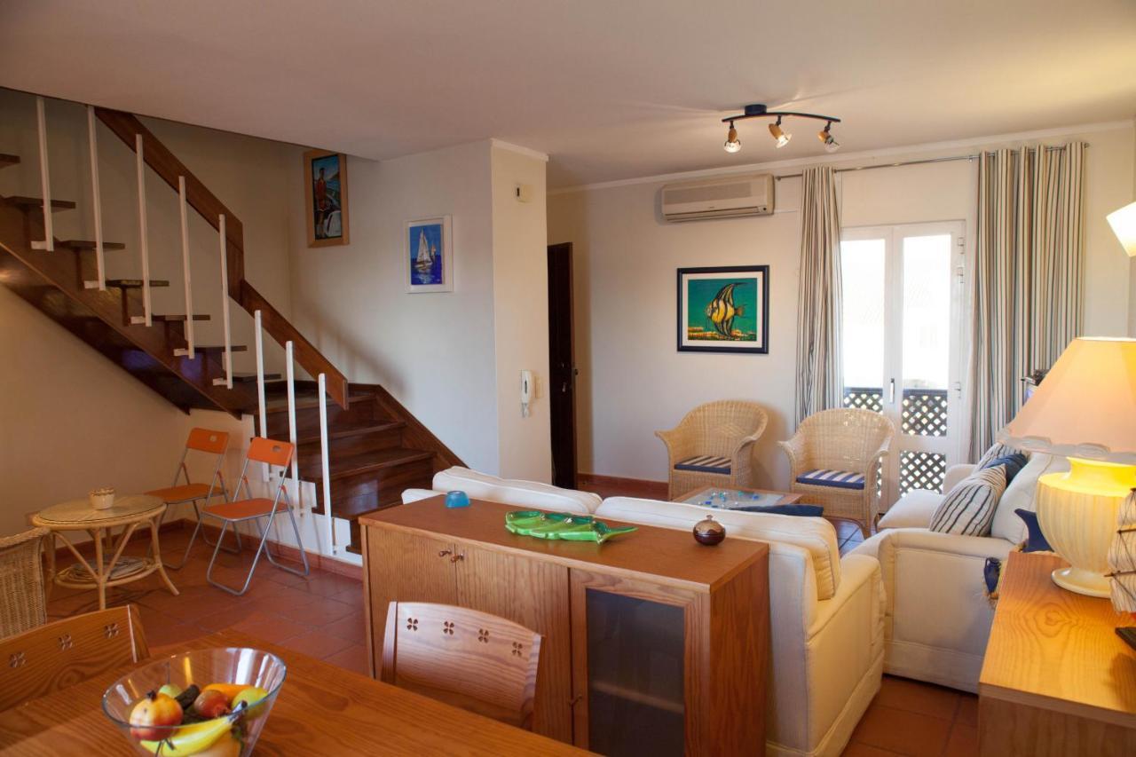 Marina Apartment クアルテイラ エクステリア 写真